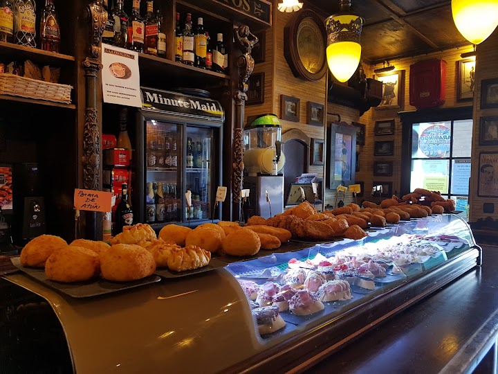 Universo salón de juego y apuestas deportivas valdespartera