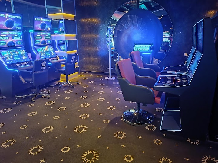 MERKUR SPIELHALLE Neufahrn