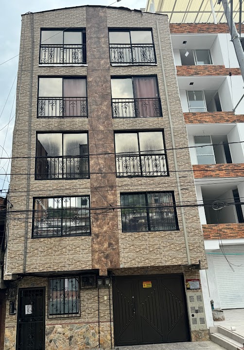 APARTA SUITES TORRE DE PRADO