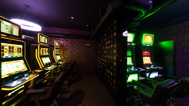 Eurogold Game Club & Café (Žilina, Sad SNP)