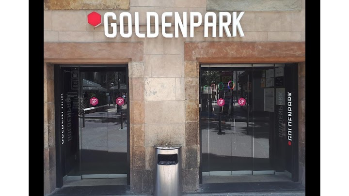 GoldenPark - Salón de Juego