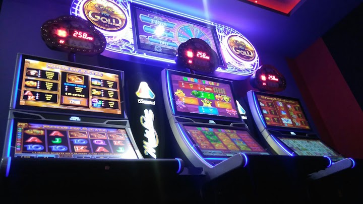 Salón de Juego JOKER