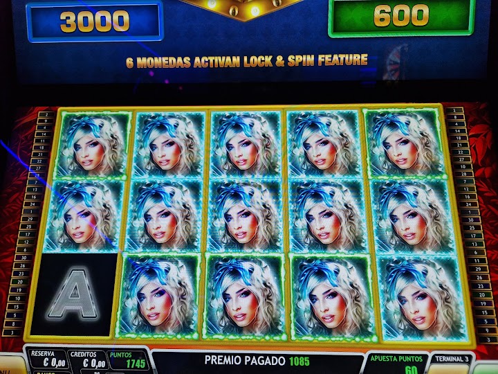 Trocadero Salones de Juego