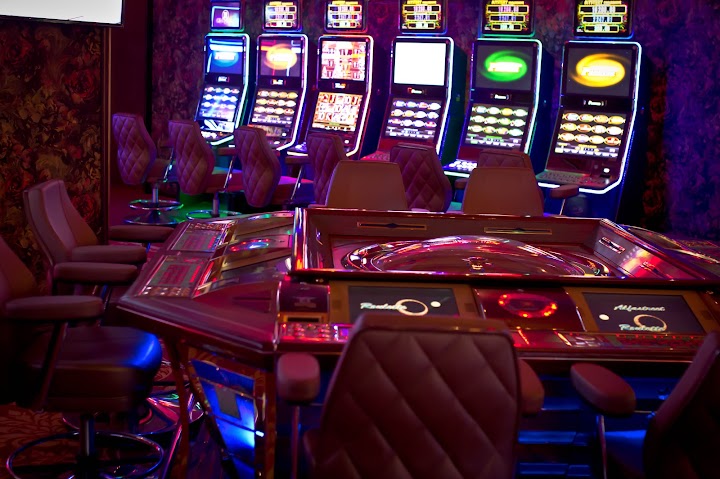 Metropolis Roulette & Slots