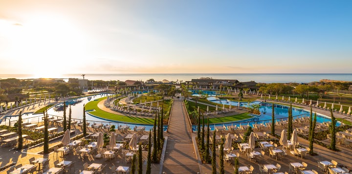 Watch our Concorde Luxury Resort & Casino & Convention & Spa review