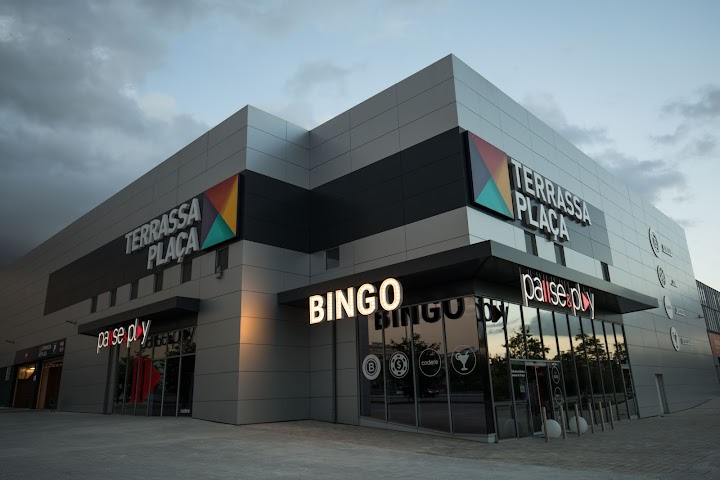 Bingo & Sports Bar Pause&Play