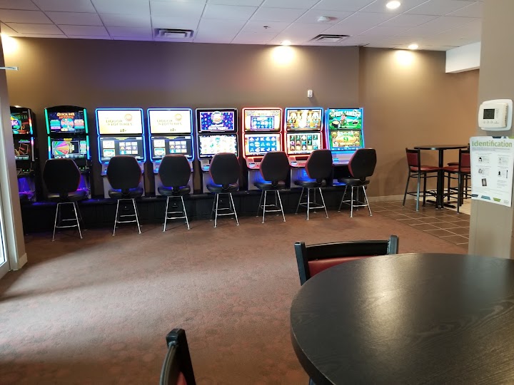 Café Bella & Lounge