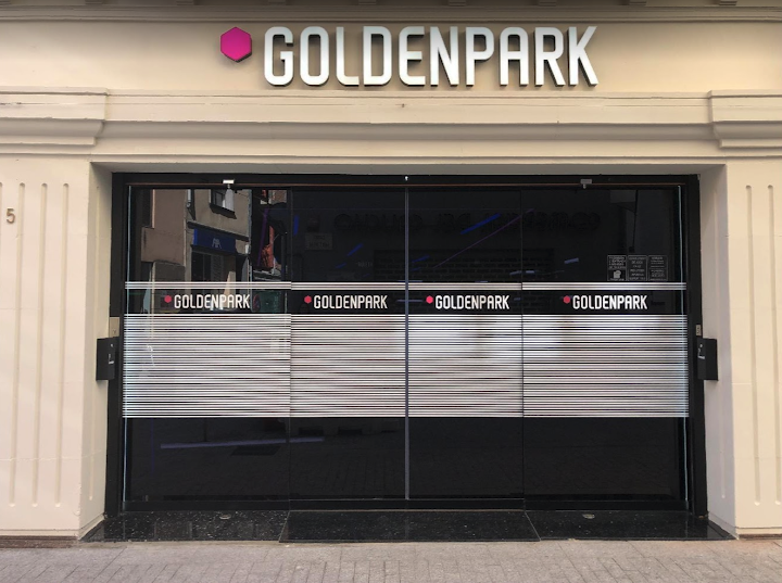 GoldenPark - Salón de Juego