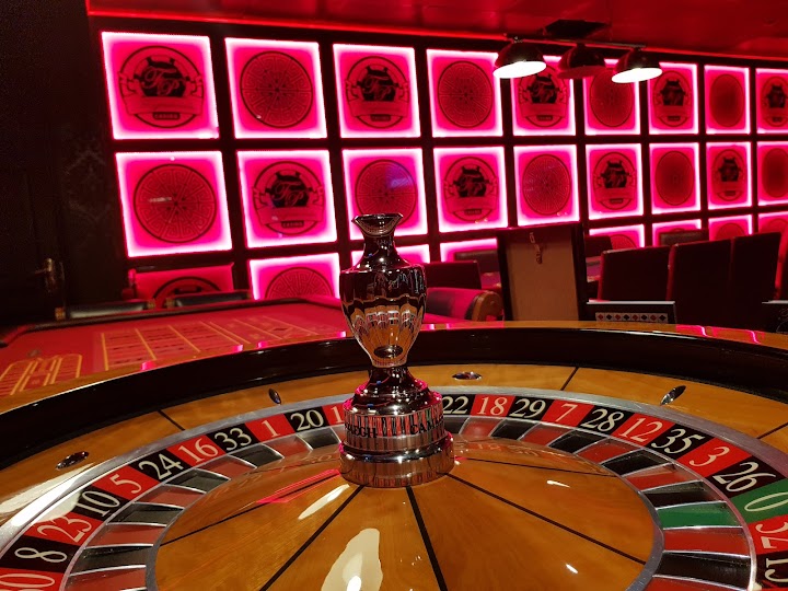 Morris21Casino Limerick Central