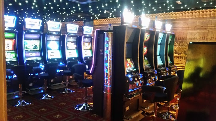 Casino & Hotel ADMIRAL Hatě - Celnice