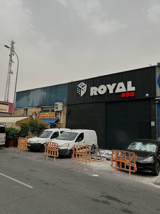 Royal 888 Salón de Juegos