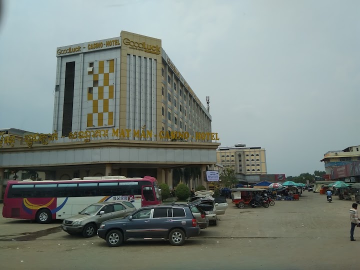 Watch our Good Luck Casino & Hotel review