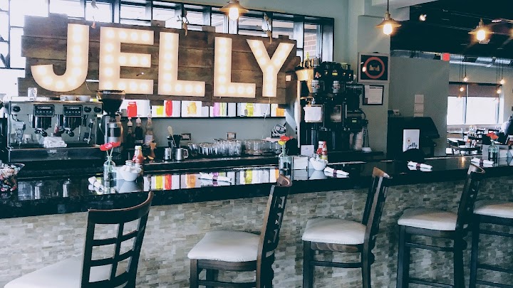 Jelly Cafe Palatine + Lucky Smash Burgers