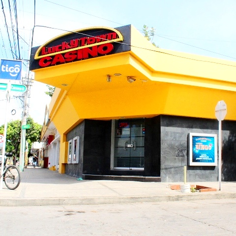 Lucky Town Casino Santa Marta