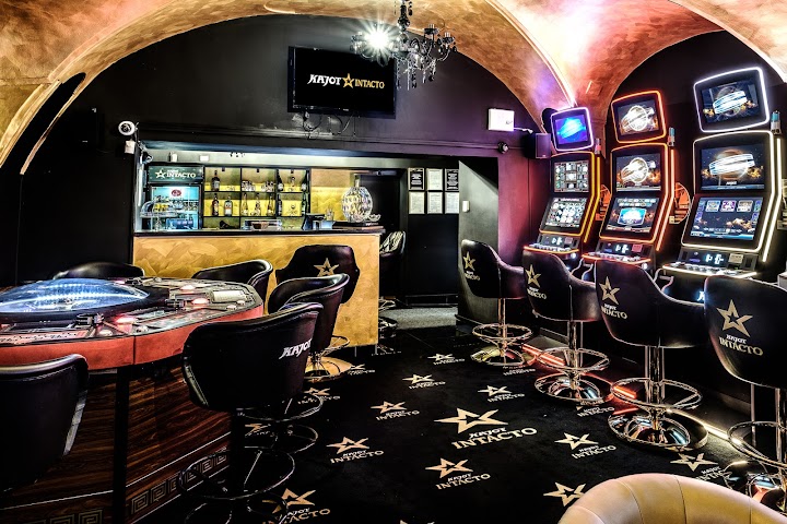 KAJOT Intacto Komárno