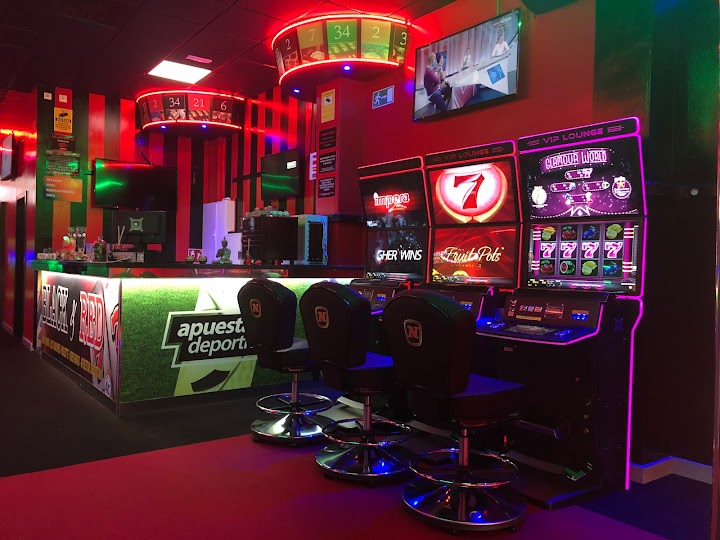 Minikasino Black&Red Salón Detroit