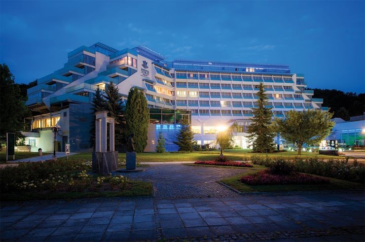 Watch our Grand Hotel Donat Superior review